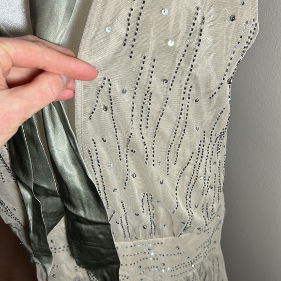 BNWT. Sean Jean. Beaded, Silk Drop Waist Dress. Celadon Green. Sz 10 Stunning🤩 - Picture 8 of 12